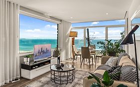 Surf View Kirra - 2 Mins Walk To Kirra Beach Via Steps